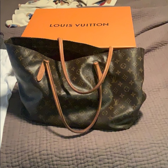 Louis Vuitton Handbags - Louis Vuitton Large Bag